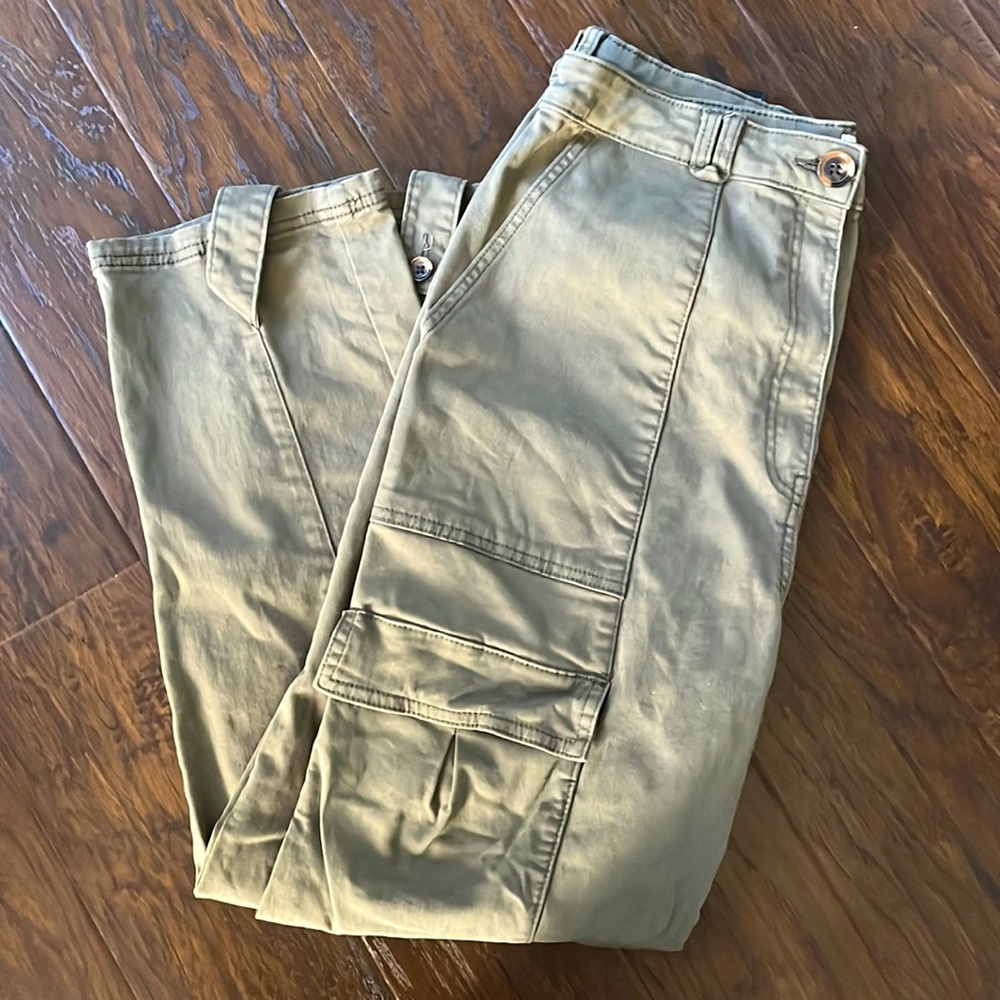 H&M High Waist Green Cargo Pants, Size 12